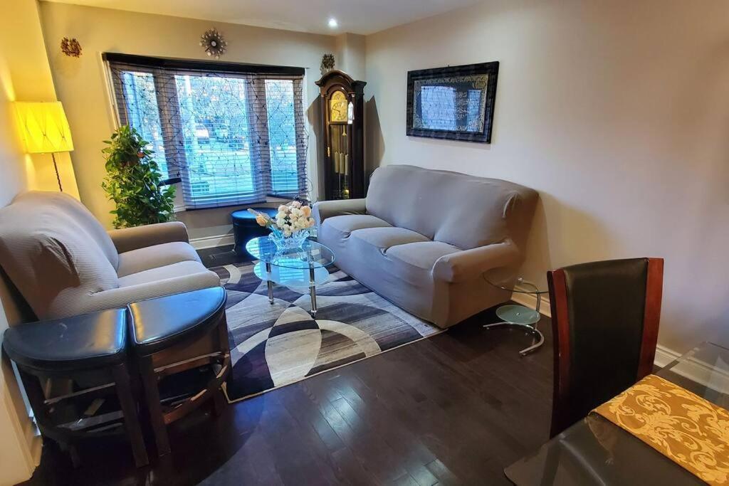 Appartamento Beautiful House In Mississauga Esterno foto